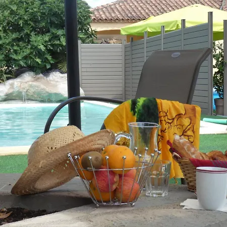 Lou Pic Au Loup De Charme Holiday home