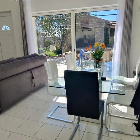 Holiday home Lou Pic Au Loup De Charme Cazevieille