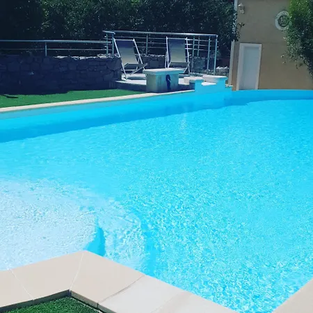 Holiday home Lou Pic Au Loup De Charme Cazevieille